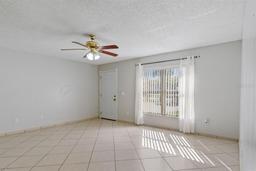 Picture of 33 W Country Cove Way, Kissimmee, FL 34743