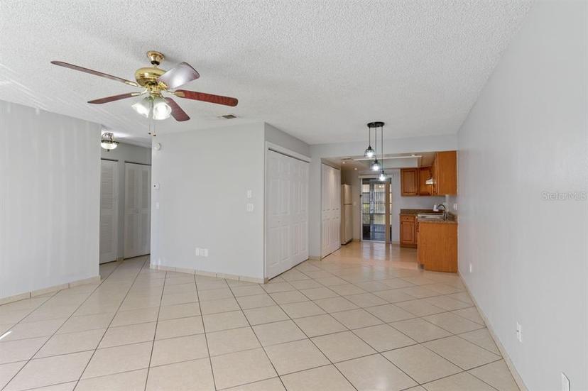 Picture of 33 W Country Cove Way, Kissimmee, FL 34743