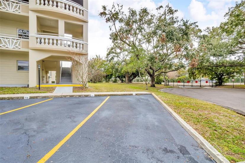 Picture of 2351 Irish Lane Unit 21, Clearwater FL 33763