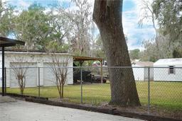 Picture of 404 Cr 487, Lake Panasoffkee, FL 33538