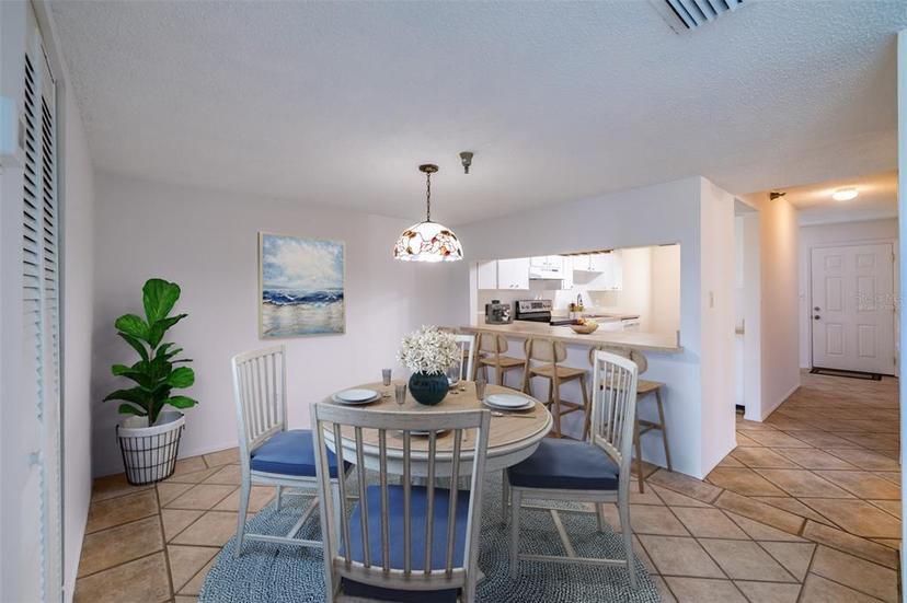 Picture of 18325 Gulf Boulevard Unit 405, Redington Shores FL 33708