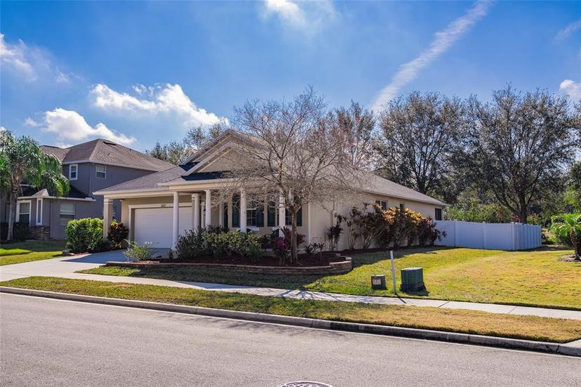 Picture of 2147 Sunbow Avenue, Apopka FL 32703