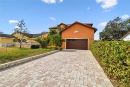 Picture of 4414 Waltham Drive, Tampa, FL 33634