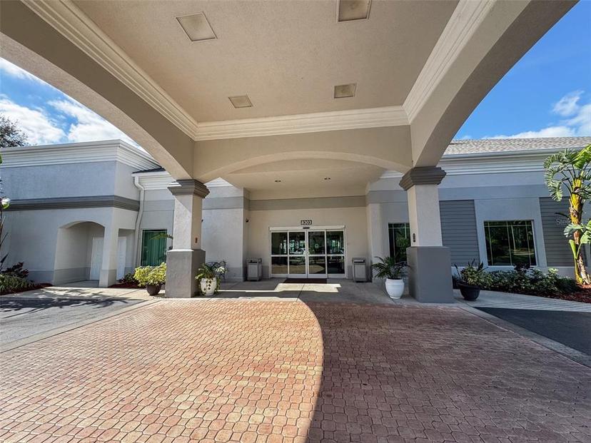 Picture of 8303 Palm Parkway Unit 107, Orlando FL 32836