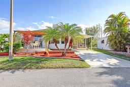 Picture of 2100 Kings Highway Unit 1009, Port Charlotte, FL 33980