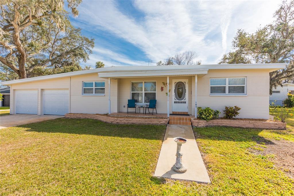 Picture of 105 Park Circle, Daytona Beach, FL 32117