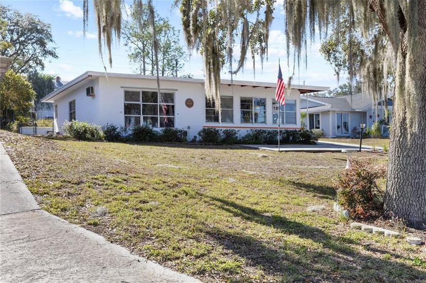 Picture of 814 S Lakeshore Boulevard, Lake Wales FL 33853