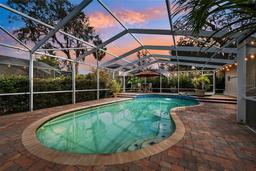 Picture of 15927 Ternglade Drive, Lithia, FL 33547