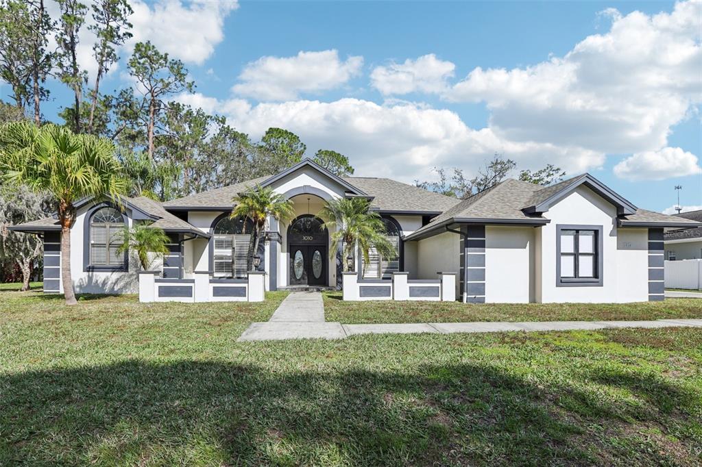 Picture of 1010 Emerald Creek Drive, Valrico, FL 33596