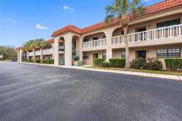 Picture of 1750 Belleair Forest Drive Unit A15, Belleair, FL 33756