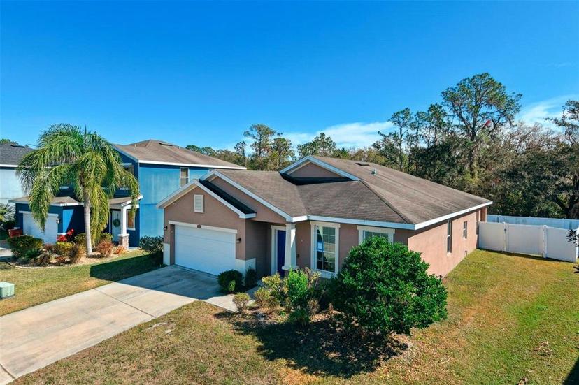 Picture of 2729 Walden Woods Drive, Plant City FL 33566