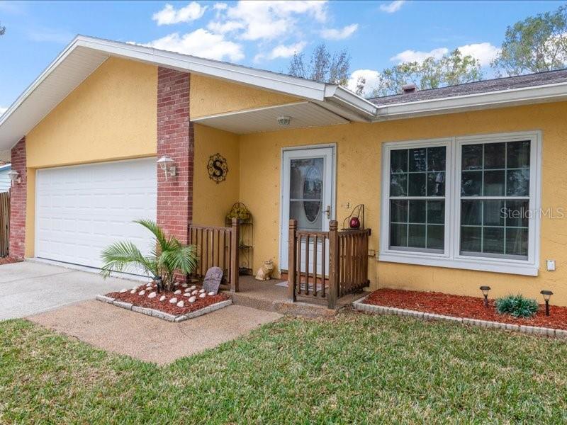 Picture of 2237 Spanish Vistas Drive, Dunedin FL 34698