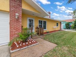 Picture of 2237 Spanish Vistas Drive, Dunedin, FL 34698