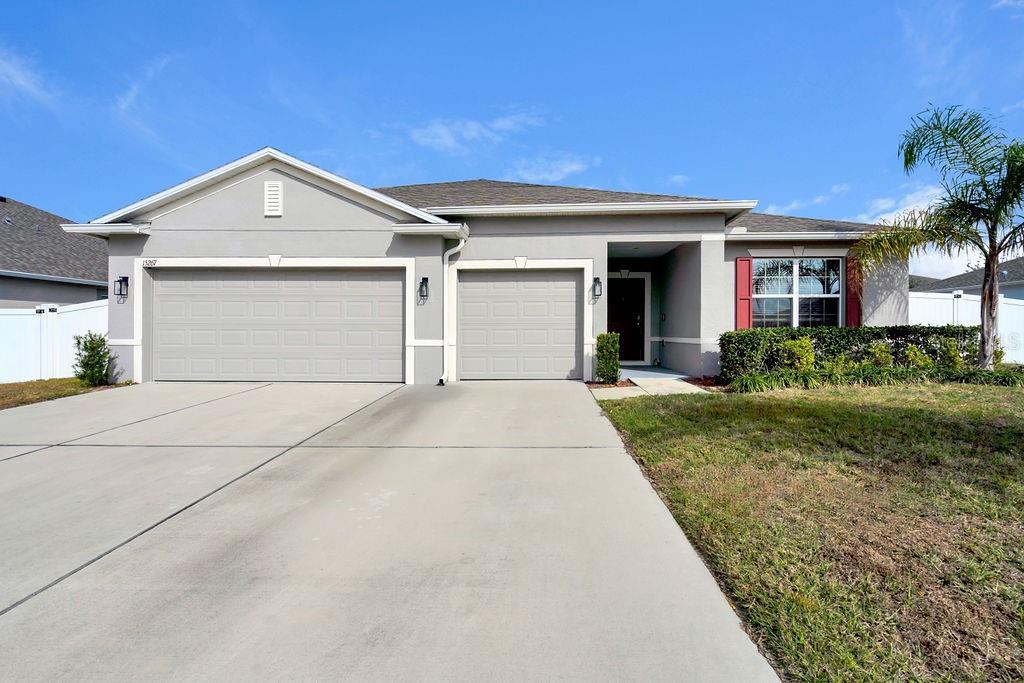 Picture of 15267 Aquarius Way, Mascotte, FL 34753