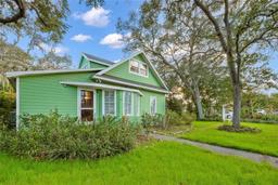 Picture of 10350 54Th Avenue N, St Petersburg, FL 33708