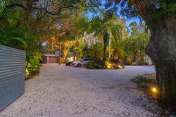 Picture of 1330 N Lockwood Ridge Road, Sarasota, FL 34237