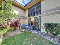 Picture of 2679 Sabal Springs Circle Unit 102, Clearwater, FL 33761