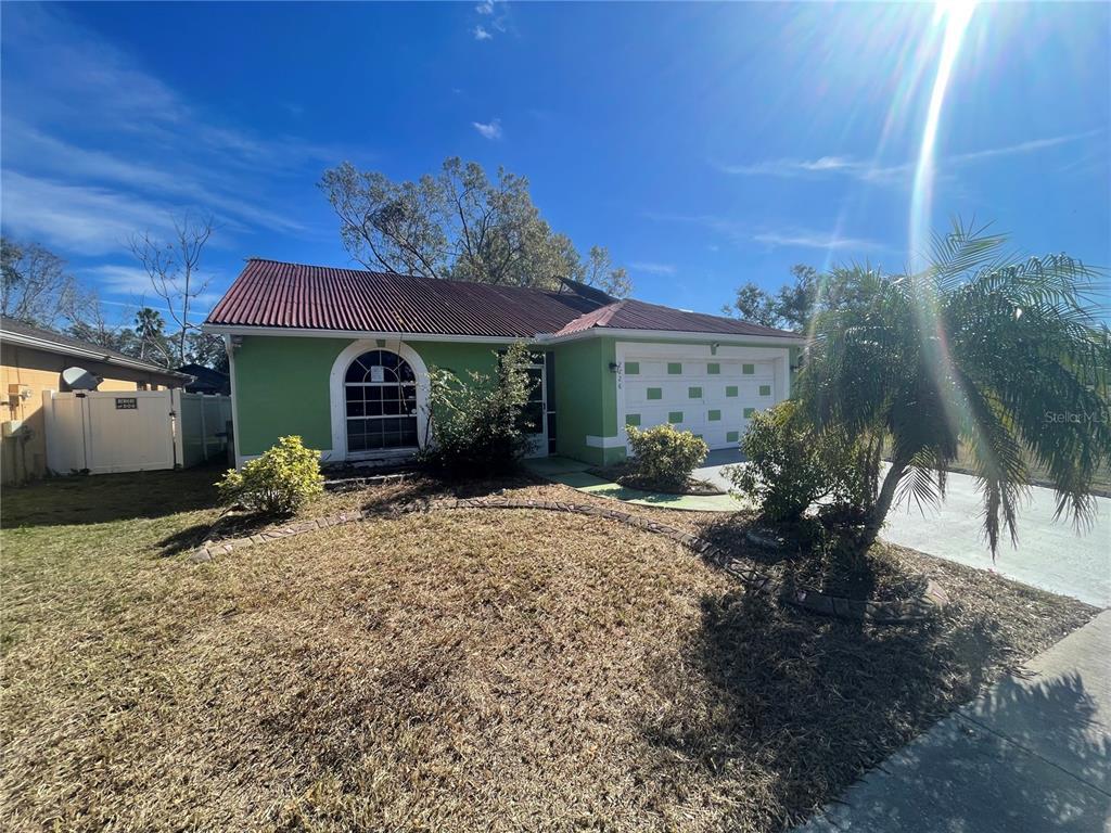 Picture of 2226 Ridgemore Drive, Valrico, FL 33594