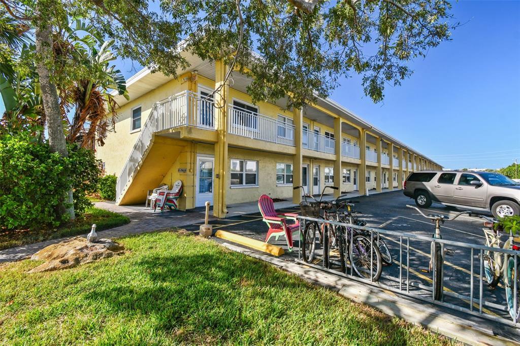 Picture of 9715 Harrell Avenue Unit 25, Treasure Island, FL 33706