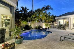 Picture of 3580 Fair Oaks Lane, Longboat Key, FL 34228