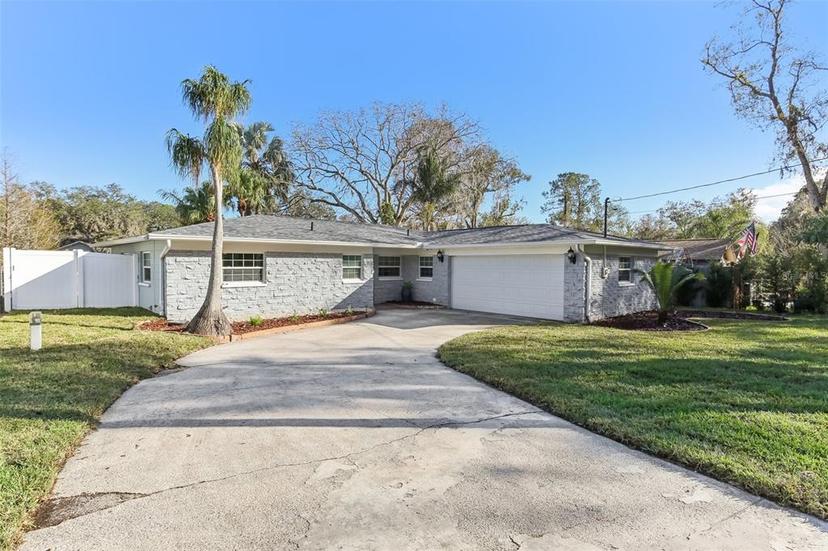 Picture of 18615 Yocam Avenue, Lutz FL 33549