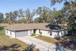 Picture of 135 Country Club Lane, Mulberry, FL 33860