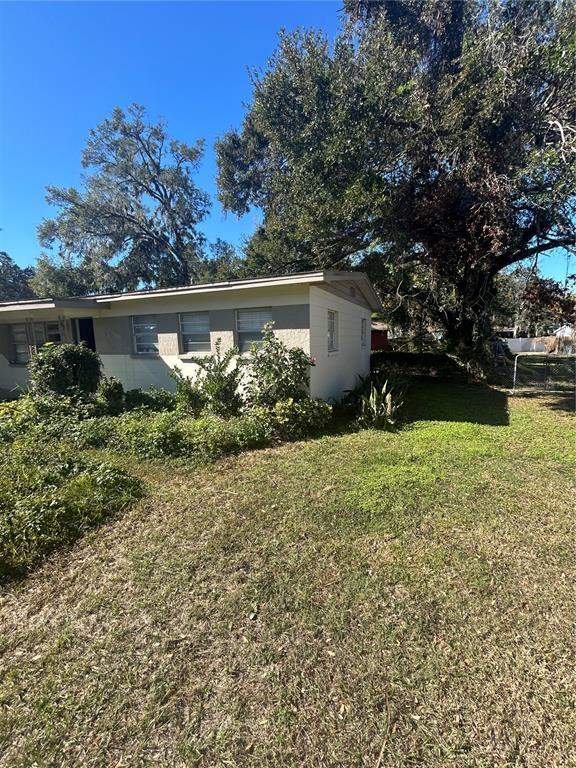 Picture of 404 N Oakwood Avenue, Brandon FL 33510