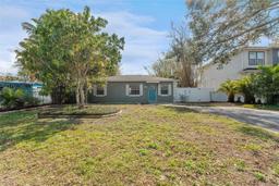 Picture of 4724 W Lawn Avenue, Tampa, FL 33611