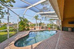 Picture of 1011 Sonata Lane, Apollo Beach, FL 33572