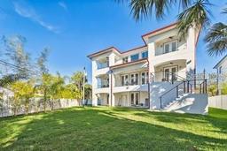 Picture of 1964 Cedar Drive, Dunedin, FL 34698