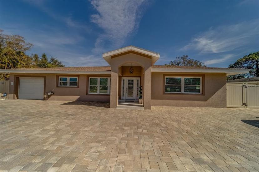 Picture of 659 Keene Road, Largo FL 33771