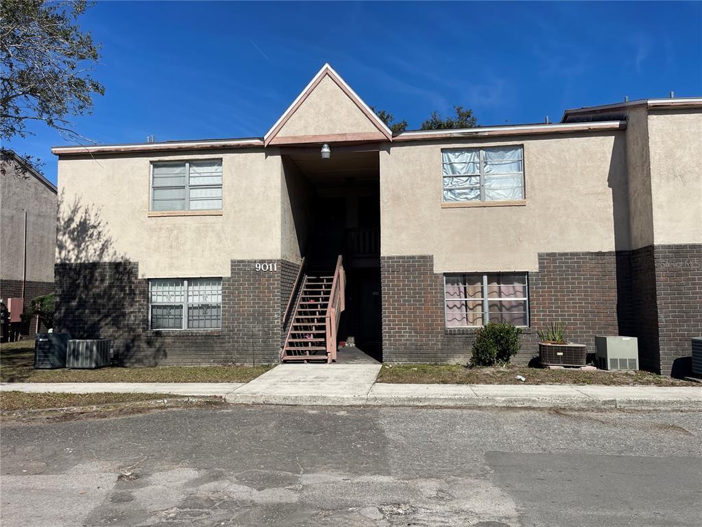 Picture of 9011 Westchester Circle Unit 24, Tampa, FL 33604