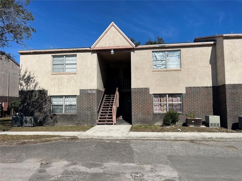 Picture of 9011 Westchester Circle Unit 24, Tampa FL 33604