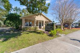 Picture of 931 And 925 Florida Avenue, Palm Harbor, FL 34683