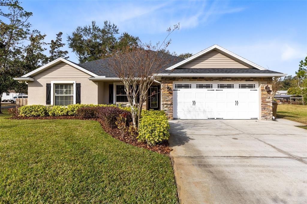 Picture of 1150 Eden Drive, St Cloud, FL 34771