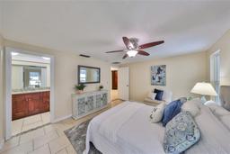 Picture of 7694 Eaton Court, St Petersburg, FL 33709