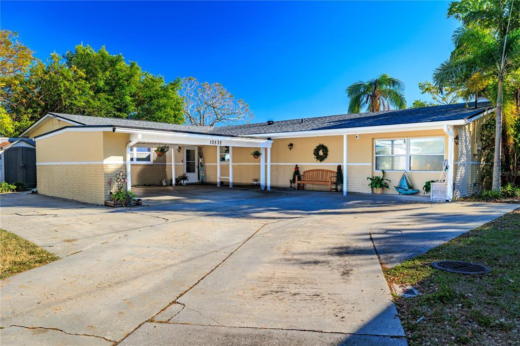 Picture of 10532 94Th Place, Seminole, FL 33772