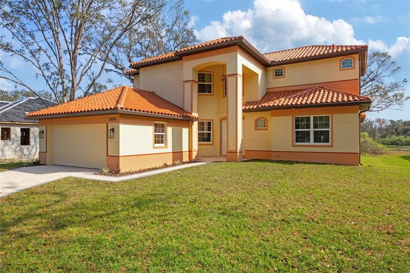 Picture of 5226 Golf Links Boulevard, Zephyrhills FL 33541