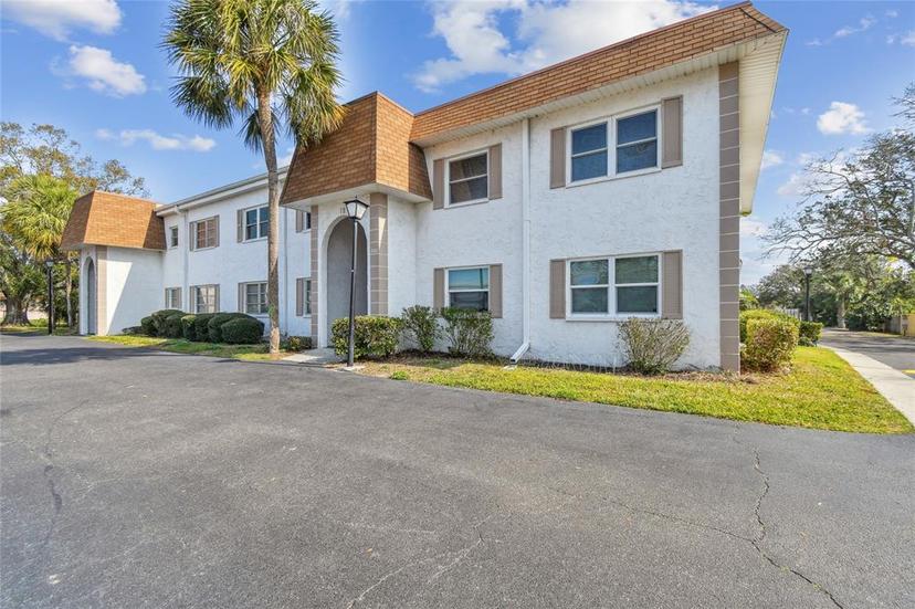 Picture of 205 S Mcmullen Booth Road Unit 202, Clearwater FL 33759