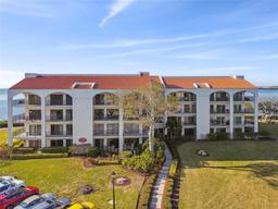 Picture of 301 Mariner Drive Unit 301, Tarpon Springs, FL 34689