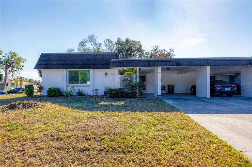 Picture of 3990 Overlook Bend Unit 19, Sarasota, FL 34232