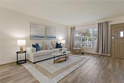 Picture of 2071 Australia Way W Unit 27, Clearwater, FL 33763