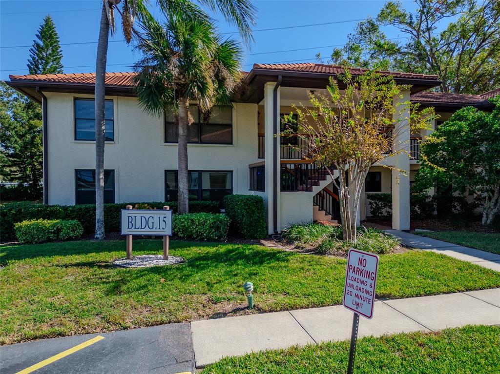 Picture of 1501 Hammock Pine Boulevard Unit 1501, Clearwater, FL 33761