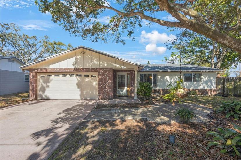 Picture of 10201 127Th Place, Largo FL 33773