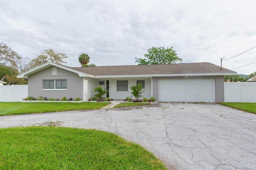 Picture of 1613 Druid Road E, Clearwater FL 33756