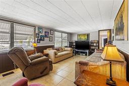 Picture of 4851 W Gandy Boulevard Unit B2L25, Tampa, FL 33611