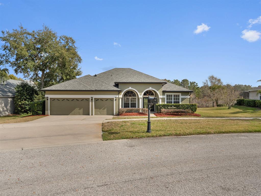 Picture of 225 Sutherland Court, Apopka, FL 32712