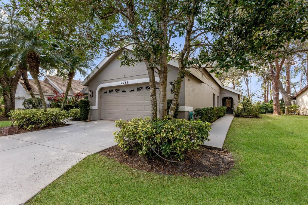 Picture of 4768 Tivoli Avenue, Sarasota, FL 34235