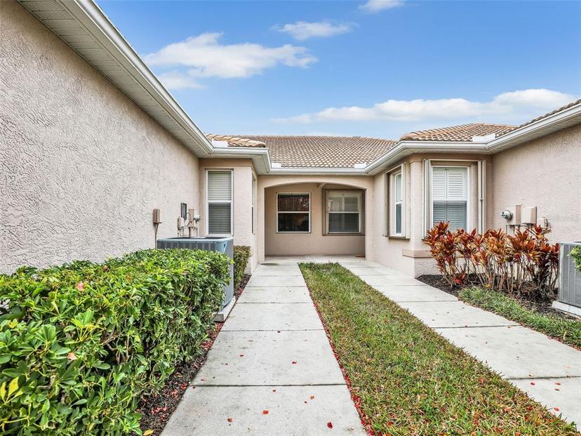 Picture of 4149 Cascade Falls Drive, Sarasota FL 34243