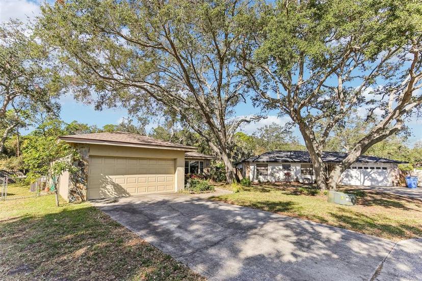 Picture of 9790 Parkwood Court, Seminole FL 33777